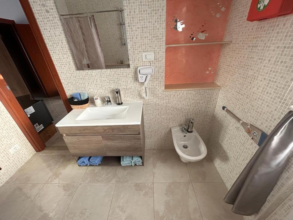 Triangolo Delle Bermuda B&B 테르몰리 외부 사진