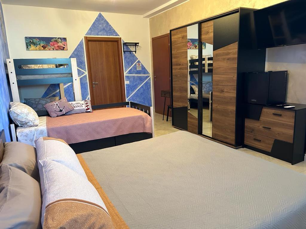 Triangolo Delle Bermuda B&B 테르몰리 외부 사진